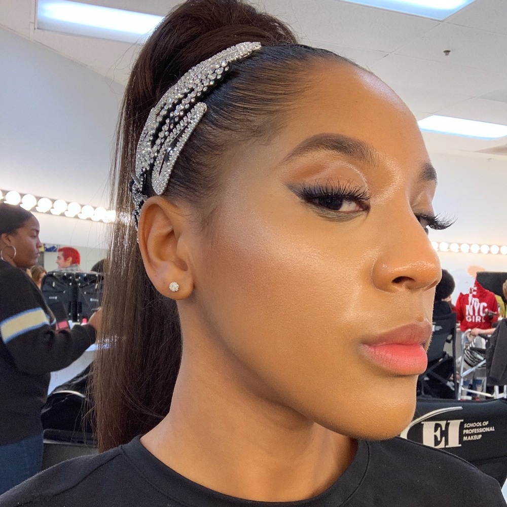 Meet your Posher, Crystelle